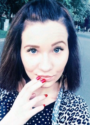 Оленька, 29, Россия, Москва