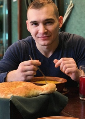 Дмитрий из Таганрога 24 года