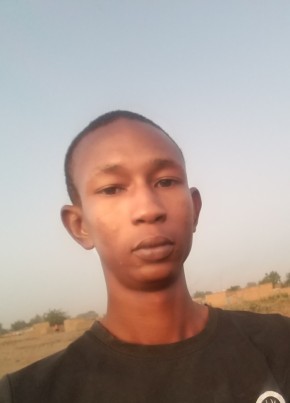 Marafa Moussa, 24, République du Niger, Niamey