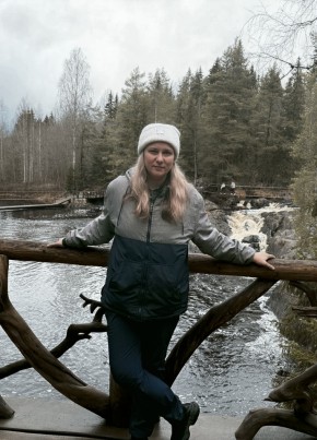 Alena, 48, Russia, Tyumen