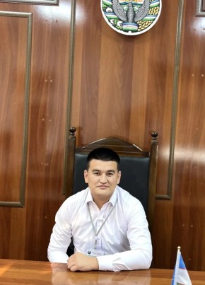 Khamidov из Khŭjaobod 28 лет