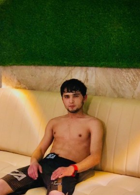 Юнусбек из Душанбе 24 года