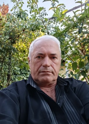 Владимир из Тимашёвска 67 лет