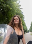 Darya, 40, Saint Petersburg