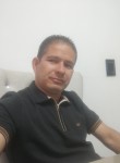 Mauricio, 48, Buenaventura