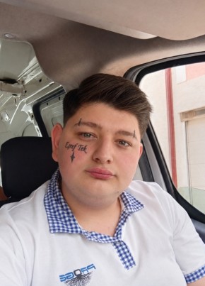 Eşref из Ankara 18 лет