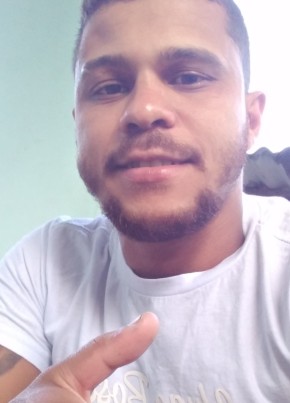 Joao из Teófilo Otoni 27 лет
