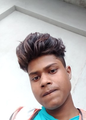 SAKIERAJI, 19, India, Hyderabad