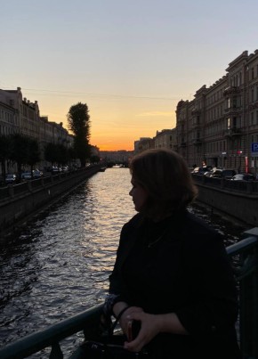 Elena, 40, Latvia, Riga