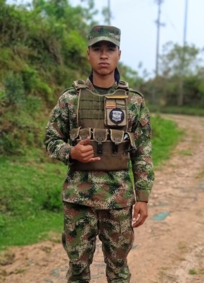 Felipe Gomez, 20, República de Colombia, Santafe de Bogotá