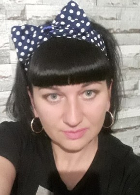 Ольга, 42, Россия, Михайловка (Приморский край)