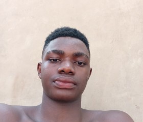 Destiny, 21, Achiaman