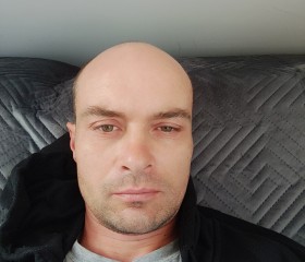 Anton Bodyanchuk, 39, Zoersel