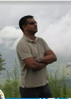 Manohar Jadhav, 33, India, Pimpri