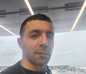 Khachik, 39, Yerevan