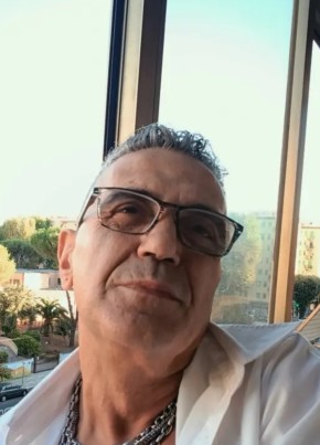 Michele из Roma 57 лет