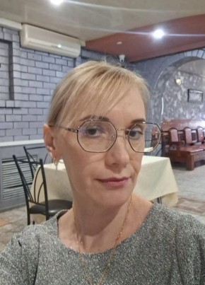 Юлия из Волжского (Волгоградской обл.) 49 лет