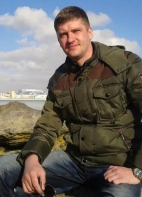 Александр из Пскова 46 лет