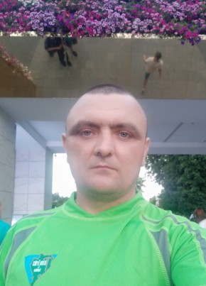 Василий, 39, Україна, Київ