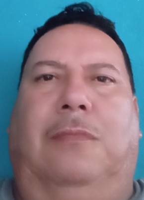 Mario из Nueva Guatemala de la Asunción 58 лет