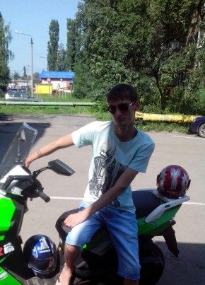 михаил из Лиски 32 года