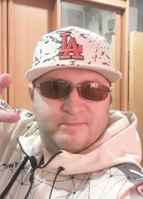 Игорь из Омска 44 года