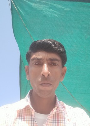 King, 27, India, Lākheri