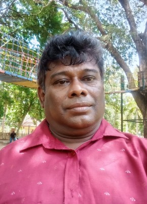 Nishantha из මහනුවර 52 года