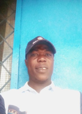 Peter, 33, Liberia, Monrovia