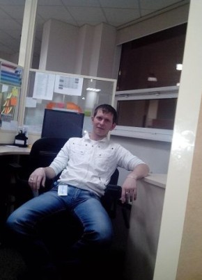 Василий, 35, Россия, Жирновск
