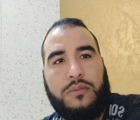 Sofiane Zennouch, 31, Isser