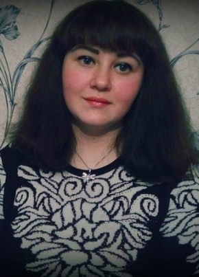 Елена, 28, Россия, Ромны