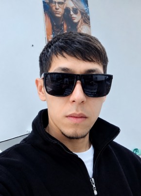 Кинг из Tŭytepa 34 года