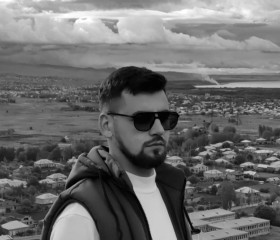 Yann, 26, Karanlukh