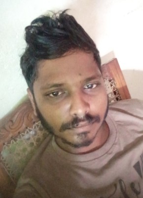 Nowty из මහනුවර 26 лет