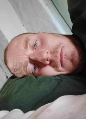 Александр из Качканара 33 года