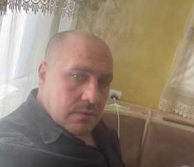 Rafael, 42, Yerevan