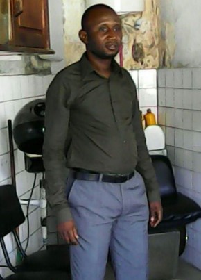 Adoum, 42, République du Tchad, Ndjamena