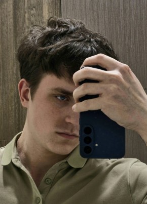 Oleg, 20, Russia, Krasnoyarsk