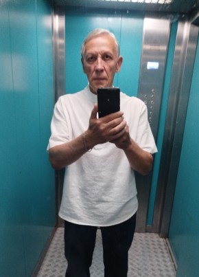 Александр из Москвы 56 лет