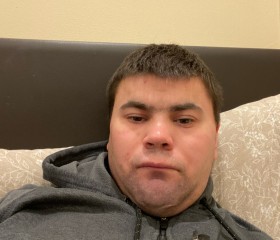 Артур, 26, Brampton
