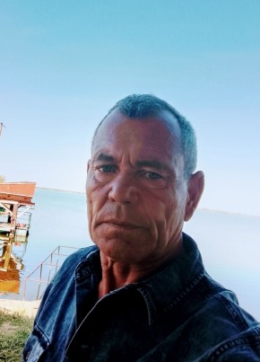 Александр из Новочеркасска 56 лет