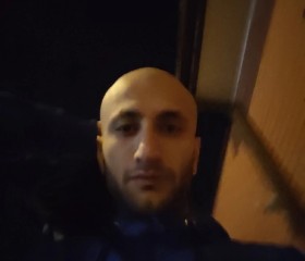 Azamat, 28, Jena
