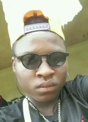 Kameni, 21, Republic of Cameroon, Douala