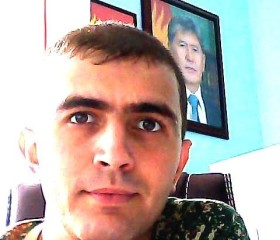 Андрей, 32 года, Бишкек