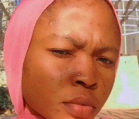 EMILY, 25, Dubai