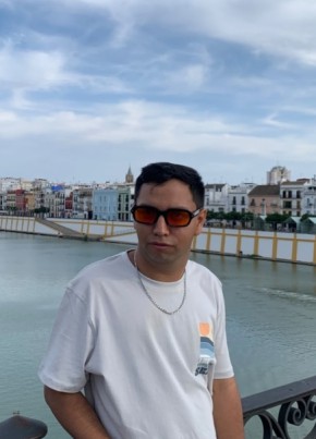 Carlos, 23, Spain, Umbrete