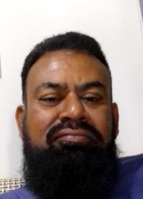 Abdul Nafees, 39, Pakistan, Karachi