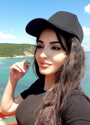 Lusine, 29, Russia, Moscow