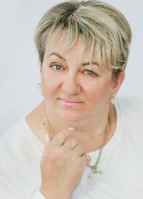 Юлия, 51, Россия, Калининград